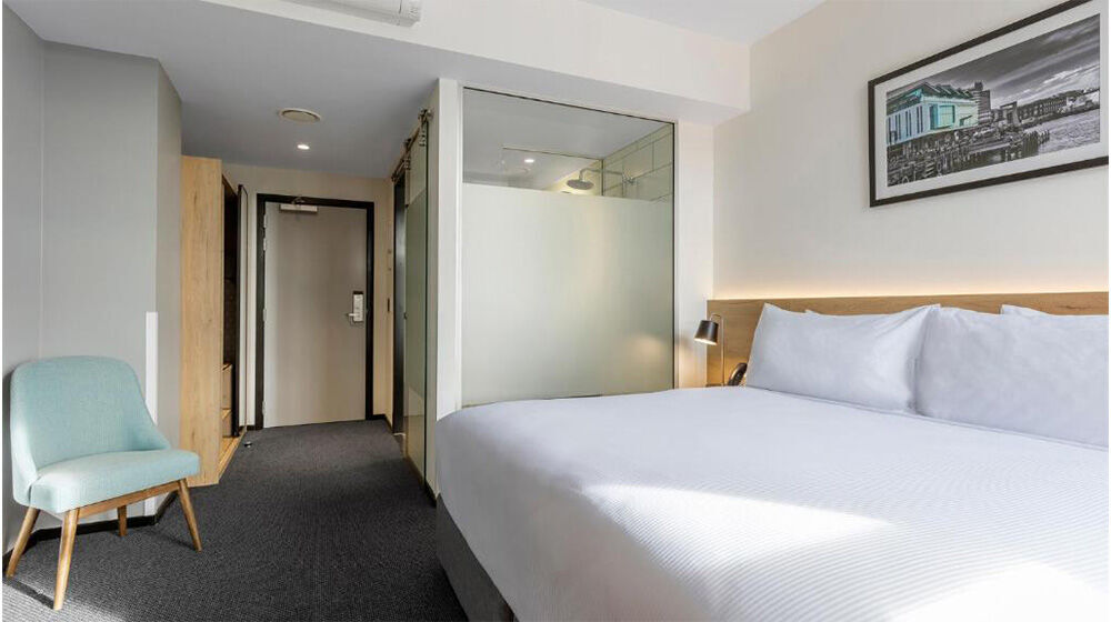 Oaks Wellington Hotel